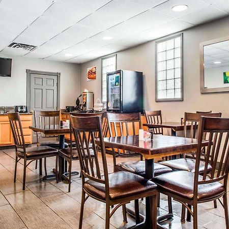 Quality Inn Austintown-Youngstown West Kültér fotó
