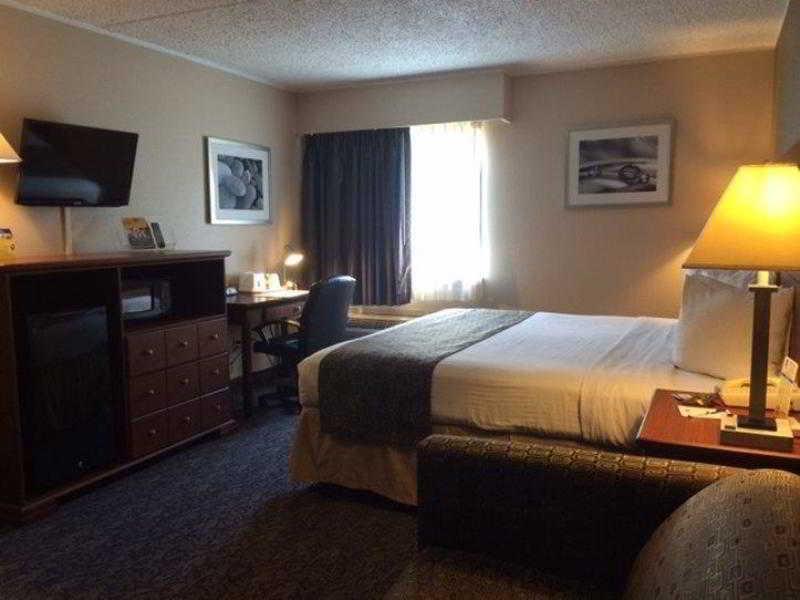 Quality Inn Austintown-Youngstown West Kültér fotó