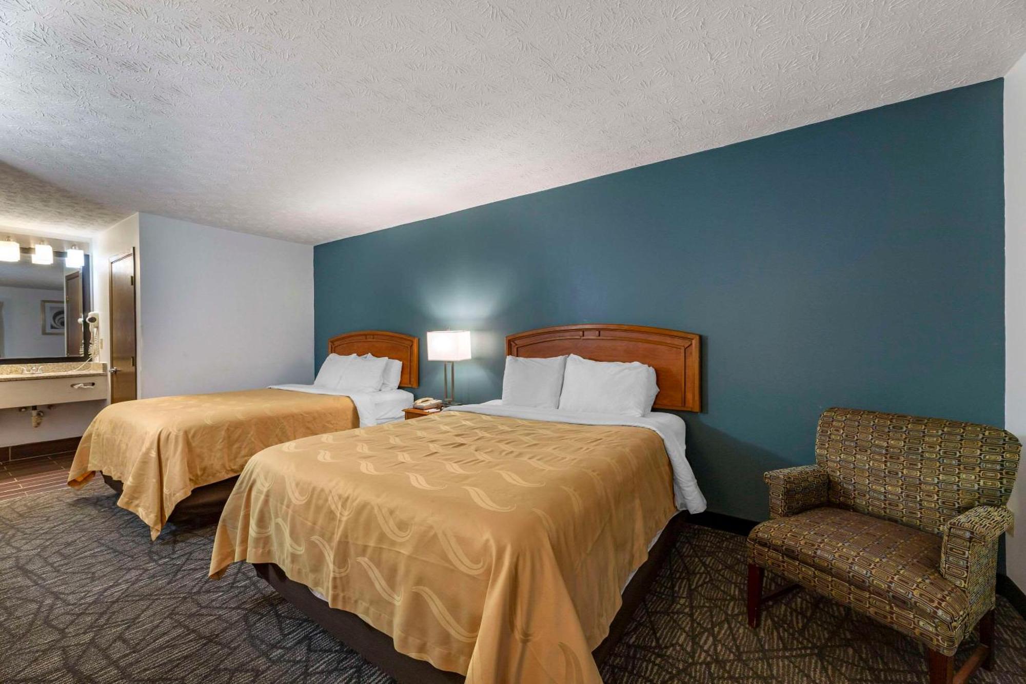 Quality Inn Austintown-Youngstown West Kültér fotó